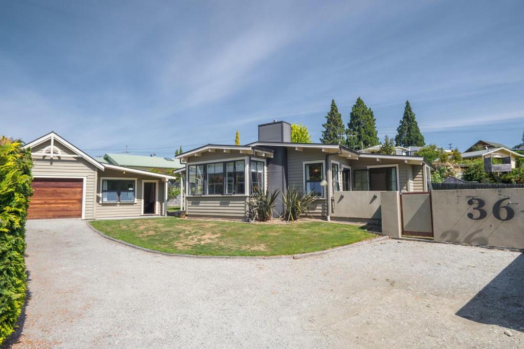 Lavender Country Cottage - Arrowtown Holiday Home Bagian luar foto